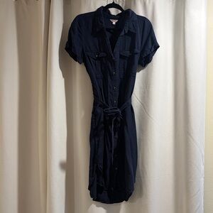 Chic Navy Button-Up Midi Dress